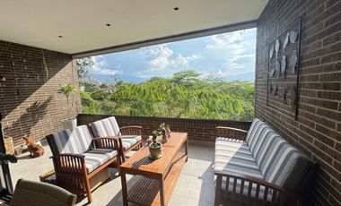 apartamento en venta en altos del poblado. Cod V13481