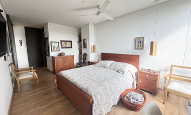 apartamento en venta en altos del poblado. Cod V13481