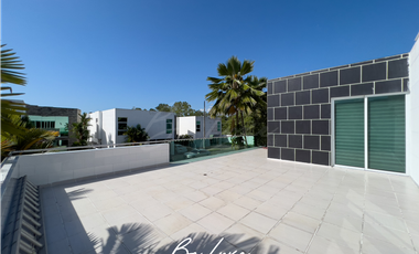 VENDO EXCLUSIVA CASA CON PISCINA EN COSTA SUR, COSTA ESMERALDA -(4)