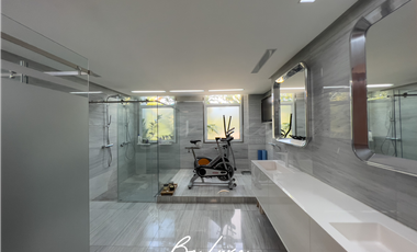 VENDO EXCLUSIVA CASA CON PISCINA EN COSTA SUR, COSTA ESMERALDA -(4)