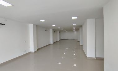 oficina en arriendo en santa lucia. Cod A93007