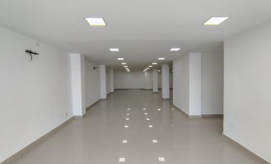 oficina en arriendo en santa lucia. Cod A93007