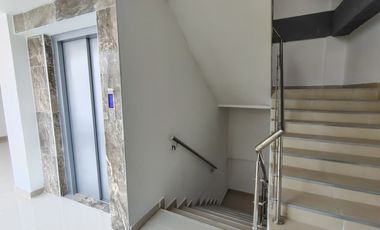 oficina en arriendo en santa lucia. Cod A93007