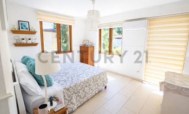 Se vende gran casa de 379 m2, uso mixto, sector exclusivo de Pedro de Valdivia.