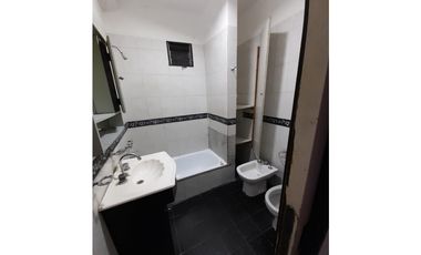 GRAN CHALET TRES PLANTAS A METROS ACCESO OESTE OPORTUNIDAD FINANCIACION !!!