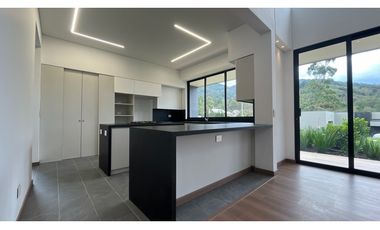 Casa para Venta en Fizebad El Retiro