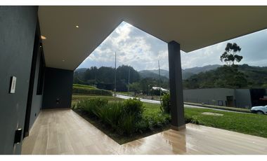 Casa para Venta en Fizebad El Retiro