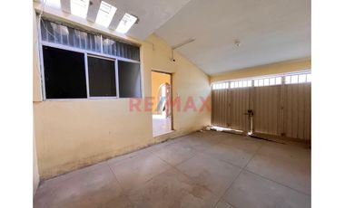 ✨🏡 Gran Oportunidad En Sullana! Casa Amplia En Av. Panamericana – Ideal Para Familia O Negocio 💼🌟