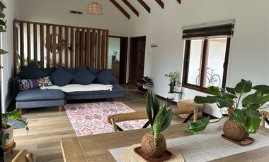 Casa en venta San Joaquín de Los Mayos, Machalí, 4 Dor