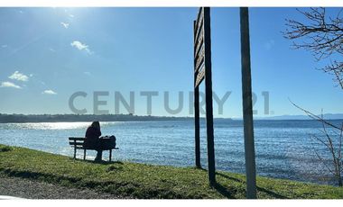 Hermosa Casa en Frutillar a orillas del Lago