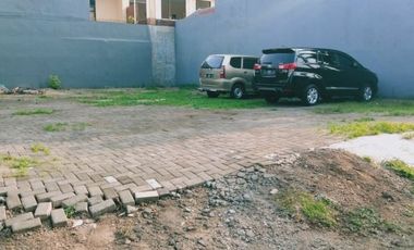 Tanah luas 274 m posisi hook di perumahan elite surabaya selatan dekat masjid agung dan polda jatim