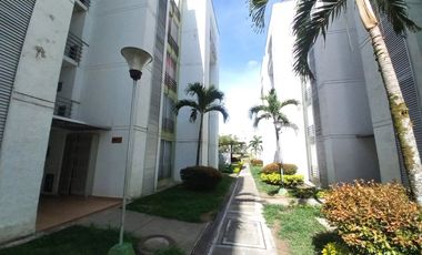 apartamento en arriendo en c.r parque central piso 5 sin ascensor. Cod A13855