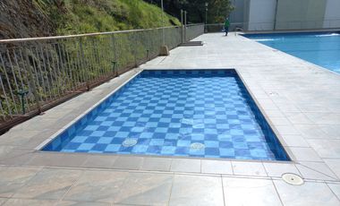 apartamento en arriendo en c.r parque central piso 5 sin ascensor. Cod A13855