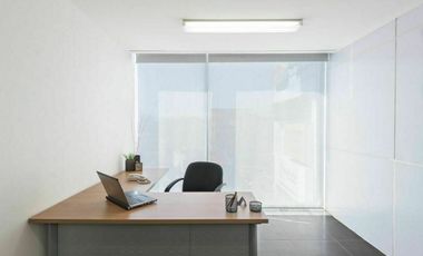 Oficina Amueblada en Renta de 20 m2 en Satelite