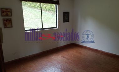 CASA CAMPESTRE EN VENTA EN COMBIA/PEREIRA