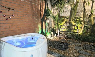 CASA EN VENTA EN EL POBLADO CASTROPOL