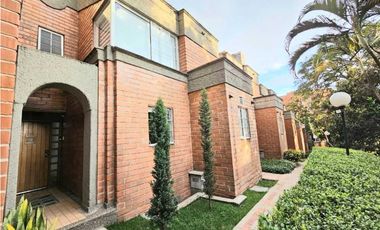 CASA EN VENTA EN EL POBLADO CASTROPOL