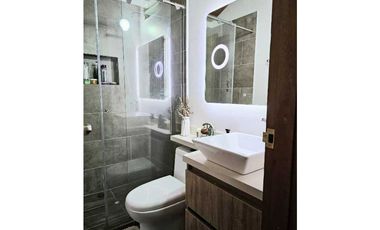 CASA EN VENTA EN EL POBLADO CASTROPOL