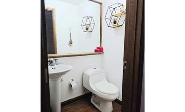 CASA EN VENTA EN EL POBLADO CASTROPOL