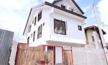 PH815 Rush Sale House and Lot for Sale in Pasig Near Mercede