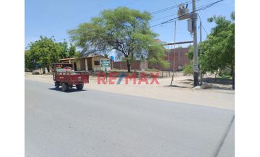 🌟 ¡OPORTUNIDAD ÚNICA EN PIURA! 🌟

Descubre el lugar ideal para emprender o expandir tu negocio con este amplio y versátil local comercial. Ubicado e