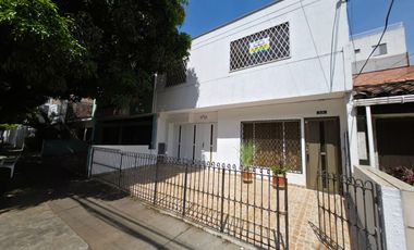 apartamento en arriendo en urbanización la flora. Cod A9191259