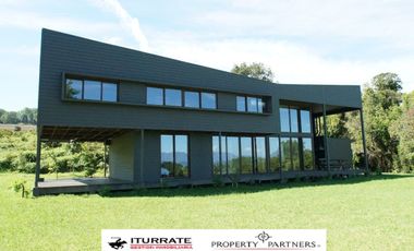 Casa Funcional y Minimalista - Loteo Alihuen Bahía Coique Lago Ranco