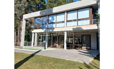 EXCELENTE CASA EN VILLA ROBLES BARRIO ALBATROS , PARTIDO DE LA COSTA