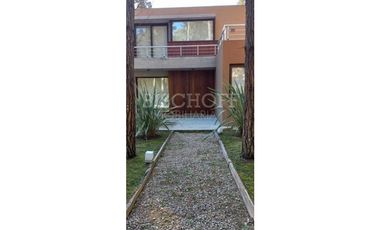 EXCELENTE CASA EN VILLA ROBLES BARRIO ALBATROS , PARTIDO DE LA COSTA