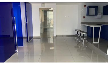 Alquiler de oficina en Punta Pacífica, Ph Oceanía Torre 2000