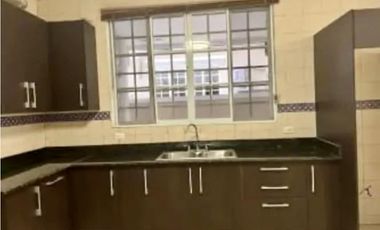 SE VENDE CASA EN CONDADO DEL REY $550,000