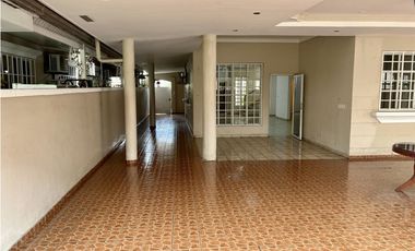 SE VENDE CASA EN CONDADO DEL REY $550,000