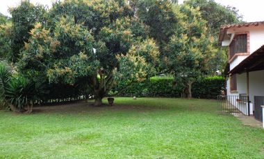 COD. 6204 - SE VENDE CASA CAMPESTRE - BARRIO: GUATIGUARA