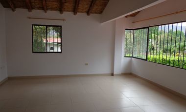COD. 6204 - SE VENDE CASA CAMPESTRE - BARRIO: GUATIGUARA