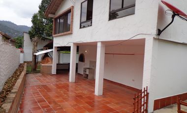 COD. 6204 - SE VENDE CASA CAMPESTRE - BARRIO: GUATIGUARA
