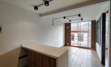 apartaestudio en arriendo en la candelaria santa barbara. Cod A1087235