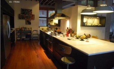 CASA DE MADERA  AMOBLADA EN 1.200M2 DE TERRENO GAMBOA