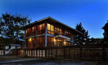 CASA DE MADERA  AMOBLADA EN 1.200M2 DE TERRENO GAMBOA
