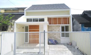 Rumah Baru Siap Huni Dekat Exit Tol Sawojajar 2 Kota Malang