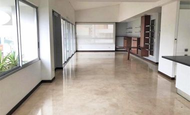 apartamento en venta en arboleda. Cod V8574