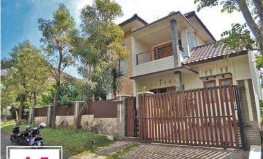 Rumah 2 Lantai Luas 394 di Villa Puncak Tidar kota Malang