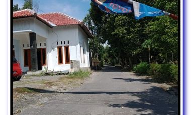 Rumah Luas Harga Murah di Utara Sgm Prambanan