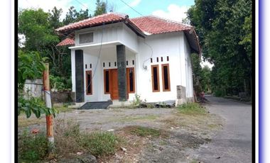 Rumah Luas Harga Murah di Utara Sgm Prambanan