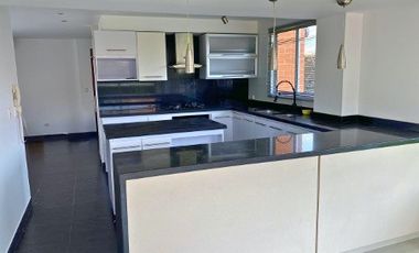 casa en arriendo en pueblo viejo. Cod A8408284