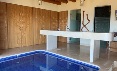 SE VENDE ESPECTACULAR CASA UBICADA EN VALLE DE BRAVO