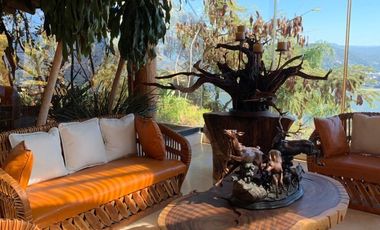 SE VENDE ESPECTACULAR CASA UBICADA EN VALLE DE BRAVO