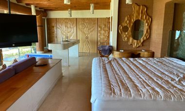 SE VENDE ESPECTACULAR CASA UBICADA EN VALLE DE BRAVO