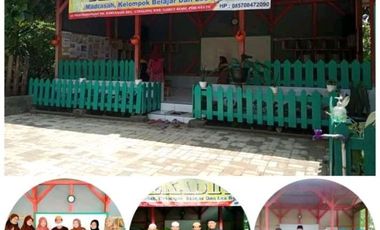 Rumah Santri di Cibalong Kabupaten Garut