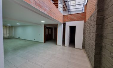 casa en arriendo/venta en suramérica. Cod A511919