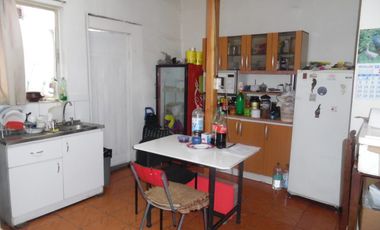 Vendo casa para uso habitacional o comercial en pleno barrio Franklin